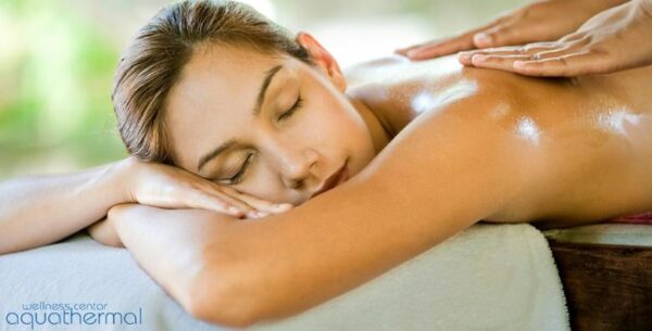 Opustite se u WELLNESS PAKETU DETOKSIKACIJE uz klasičnu masažu cijelog<br> ti...