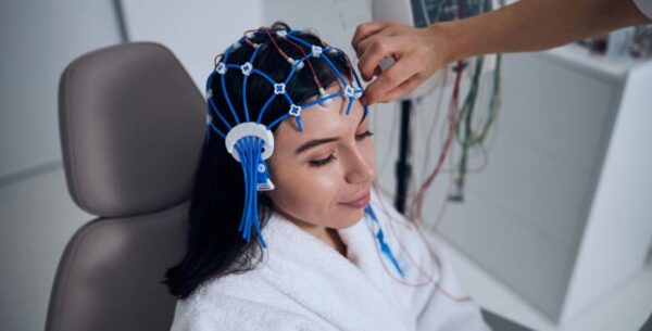 EEG s pisanim nalazom - pretraga za dijagnosticiranje epilepsije, upalnih bol...