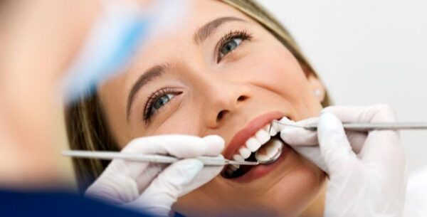 Popravak zuba laserom BEZ BOLI i troplošna plomba u Dental centru Habeković