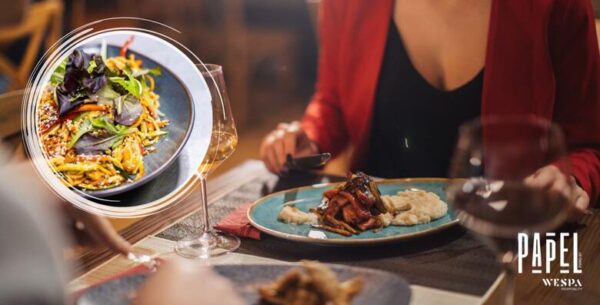WOK po izboru i desert dana ZA 2 OSOBE u modernom ambijentu restorana Papel -...