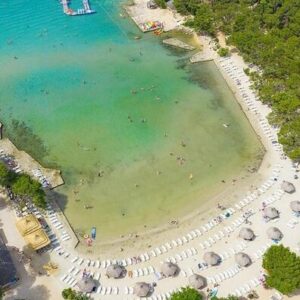PINE BEACH ALL INCLUSIVE LIGHT - 2 noćenja u mobilnim kućicama za<br> 2 odras... – Jadran ponuda