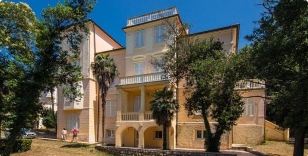 Hotel Villa Ružica 3*, Crikvenica - 2 ili 3 noćenja s<br> polupansionom za 2 ... – Jadran ponuda