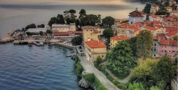 Hotel Lovran 3* - odmor od 1 noćenja <br>s doručkom za 2 osobe + gratis paket... – Jadran ponuda
