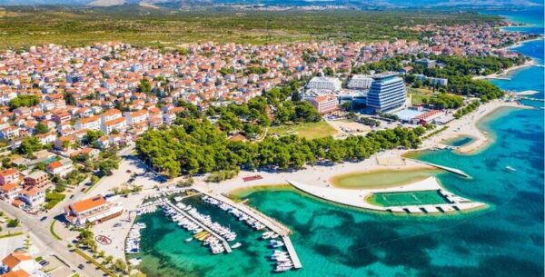 Svibanjski odmor u Vodicama, SeeSea Hotel 4* - 2 noćenja s polupansionom <br>... – Jadran ponuda